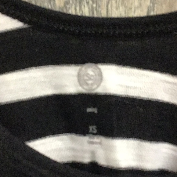 NEW So Striped Front Button Tank Black/White/Blue - Picture 3 of 3